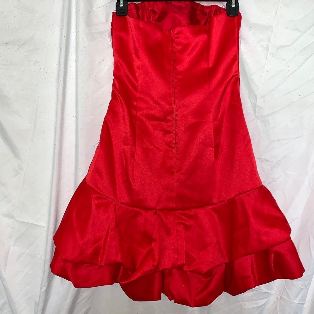 STRAPLESS RED DRESS - Picture 3 of 3